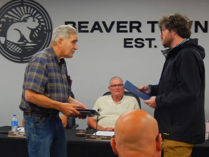 Retired Beaver fire chief feted at meeting